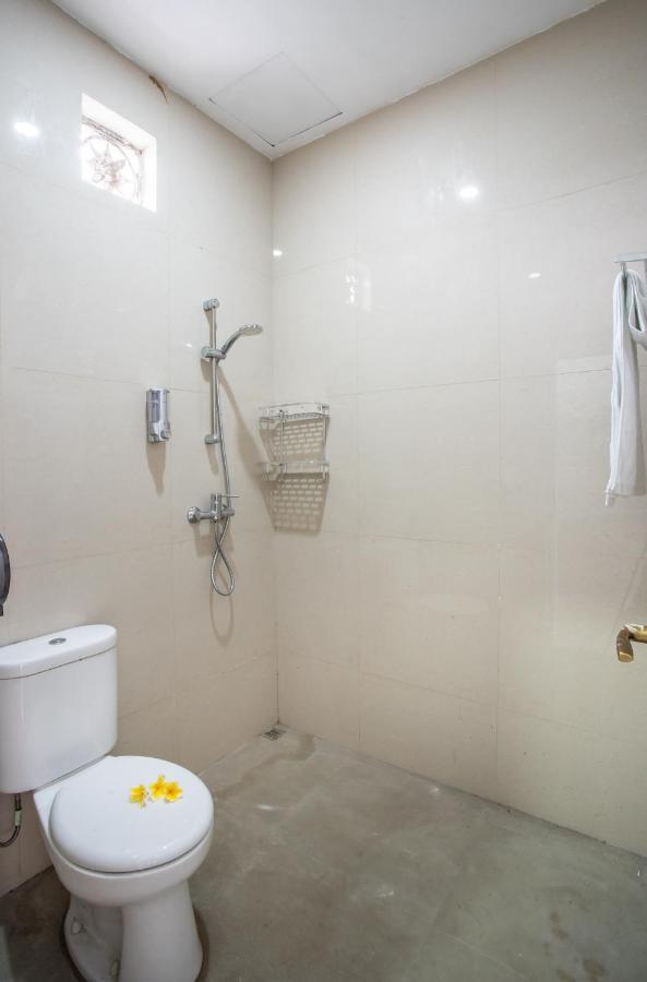 Lavanda Guesthouse/Homestay Jimbaran Esterno foto