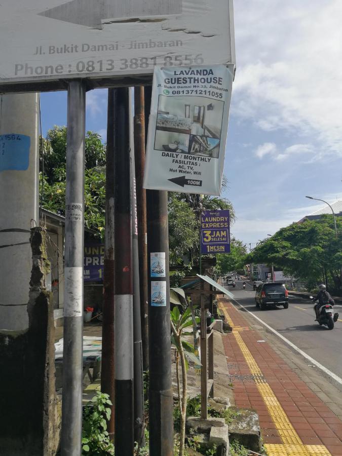 Lavanda Guesthouse/Homestay Jimbaran Esterno foto